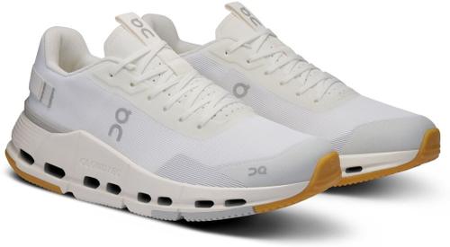 ON Damen Freizeitschuhe Cloudnova Form 2 38 ½ in Silber